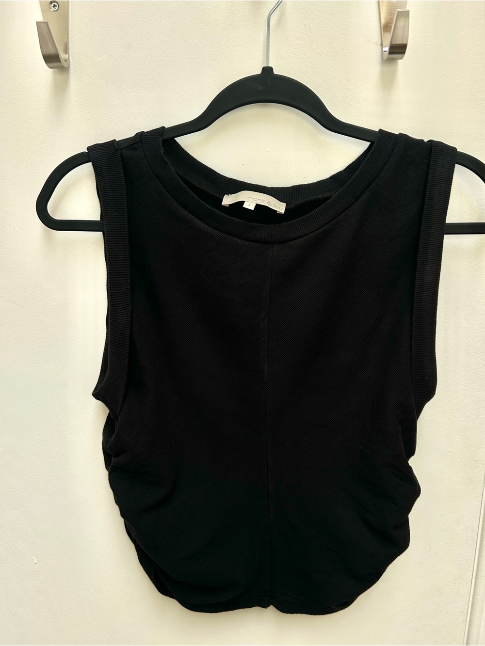 Black Sleeveless Ruched Tank Top - Brand Unknown